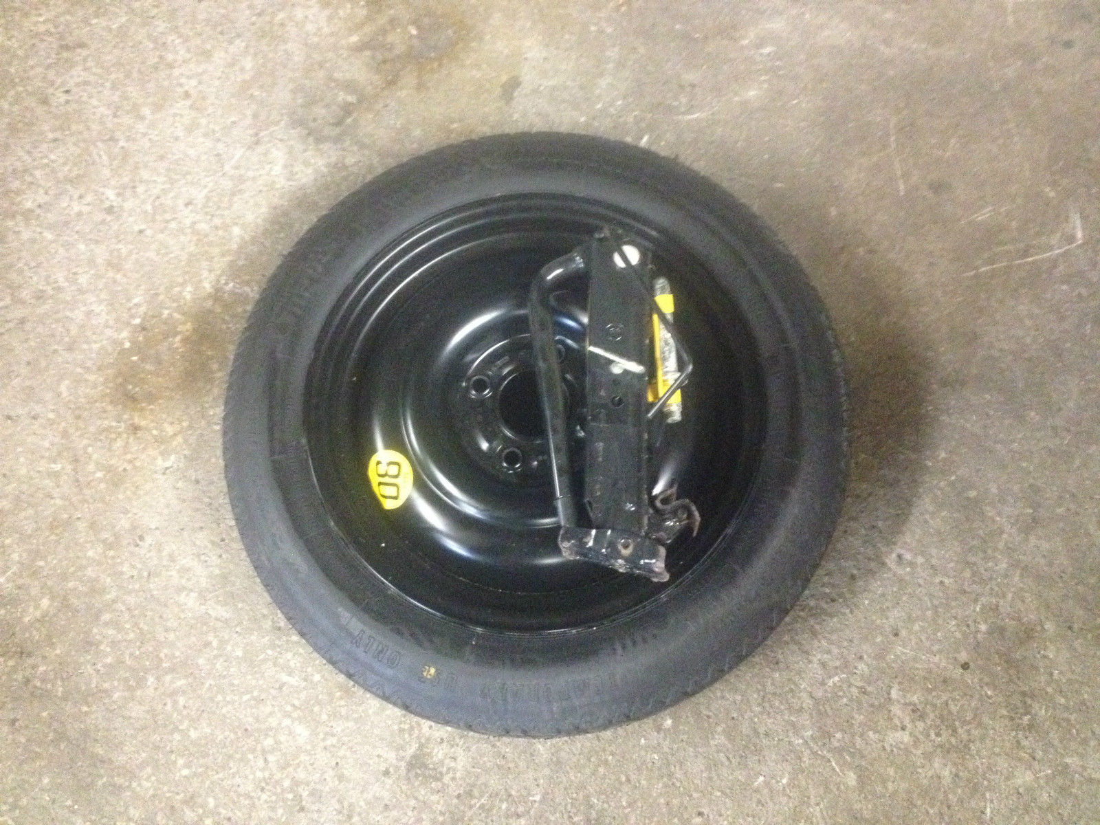 Ford fiesta space saver spare wheel